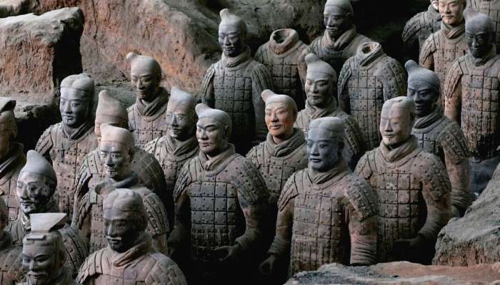 Terracotta Warriors: এই রাজার মৃত্যুর পরে তাঁর সঙ্গে পরলোকেও পাঠানো হয়েছিল সৈন্যদল!  