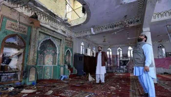 Peshawar Blast: পেশোয়ারের মসজিদে আত্মঘাতী আক্রমণের দায় স্বীকার IS-র