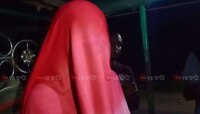 'মদ খেয়ে উল্টোপাল্টা কাজ করে বাবা', প্রতিবেশীদের কাছে কান্নাকাটি নাবালিকার; এরপর...