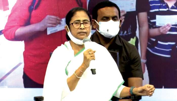 Mamata Banerjee: বাংলাতেই পড়ার ব্যবস্থা, ইউক্রেন ফেরত ডাক্তারি পড়ুয়াদের জন্য বড় ঘোষণা মুখ্যমন্ত্রীর