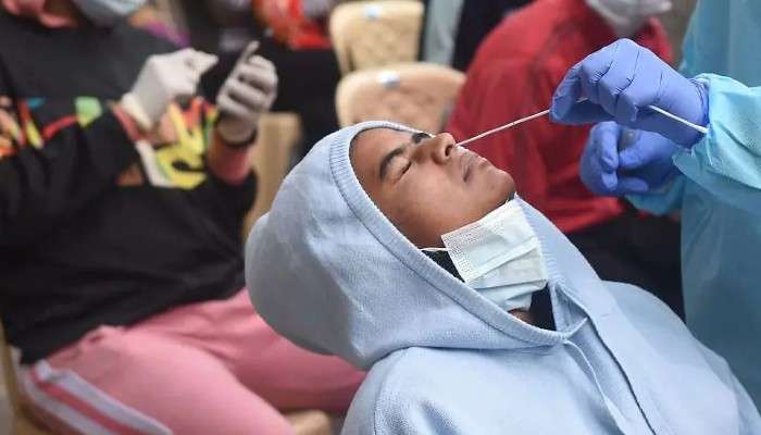 Coronavirus: করোনা আক্রান্ত-মৃত্যু গ্রাফে কিছুটা স্বস্তি, ভরসা টিকাকরণে