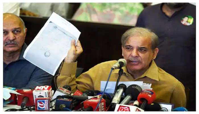 Pakistan: Imran-র জায়গায় Shahbaz! কে হবেন Pakistan-র আগামী প্রধানমন্ত্রী?