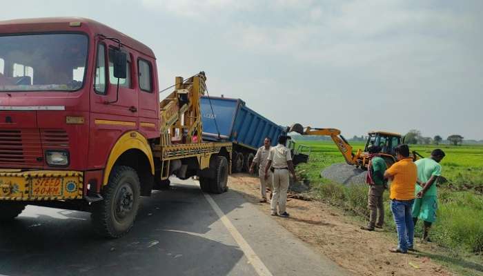 Burdwan Accident: মাছ ধরতে যাওয়ার পথে ডাম্পার-টোটো ভয়াবহ সংঘর্ষ, মর্মান্তিক পরিণতি একই পরিবারের ৪ জনের