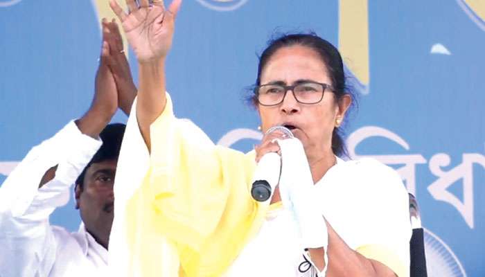 Mamata Banerjee: ভারতের অর্থনৈতিক অবস্থা শ্রীলঙ্কার থেকেও খারাপ, কেন্দ্রকে তোপ মমতার
