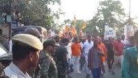 রামনবমীতে ভাটপাড়া থানার সামনে অস্ত্র হাতে মিছিলের অভিযোগ, শাস্তির হুঁশিয়ারি পুলিসের