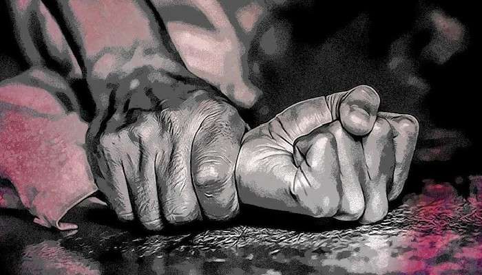 Hanskhali Rape Case: &#039;কোনও পুরোহিত মেলেনি&#039;, হাঁসখালির নির্যাতিতার পারলৌকিক ক্রিয়া হল না