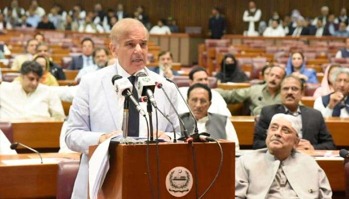 Pakistan Cabinet: শপথ নিল Shehbaz Sharif-র মন্ত্রিসভা, জায়গা পেলেন না Bilawal Bhutto