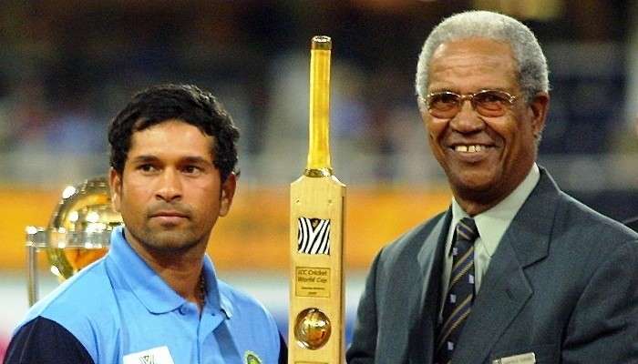 Sachin Tendulkar at 49: &#039;ম্যান অফ দ্য সিরিজ&#039; হিসেবে পাওয়া সোনার ব্যাট দিয়ে কী করেছিলেন &#039;ক্রিকেট দেবতা&#039;?