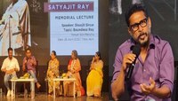 বাবার সঙ্গে প্রথম 'পথের পাঁচালী' দেখা, সিনেমাহলেই ঘুমিয়ে পড়েছিলাম; সুজিত সরকার
