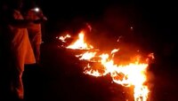 ২৭ ঘণ্টা ধরে বিদ্যুৎবিচ্ছিন্ন এলাকা, প্রতিবাদে 'চরম' পদক্ষেপ বাসিন্দাদের
