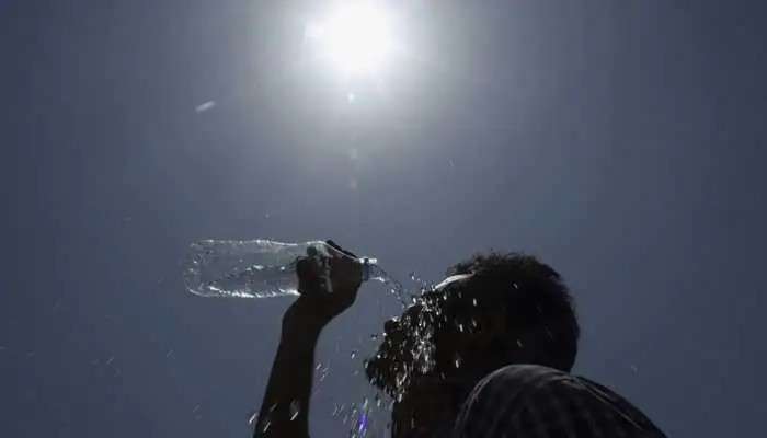 Weather Today: গলদঘর্ম বাংলা, একসঙ্গে ১২ জেলায় তাপপ্রবাহ