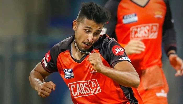 Umran Malik, IPL 2022: দ্রুততম ১৫৭ কিলোমিটার গতিবেগে বল করে নিজের রেকর্ড ভাঙলেন ‘Srinagar Express’ 