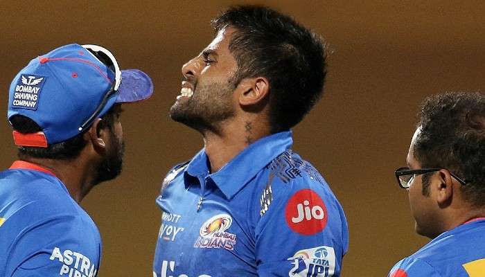 Surya Kumar Yadav, IPL 2022: Mumbai Indians-এ  বড় ধাক্কা, চোটের জন্য প্রতিযোগিতা থেকেই ছিটকে গেলেন এই তারকা 