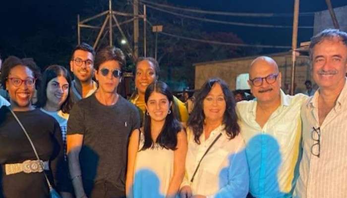 Viral Photo of Shah Rukh Khan: ডঙ্কির লুকে 'Veer-Zaara'-র শাহরুখকে খুঁজে পেল ফ্যানেরা, সেট থেকে ভাইরাল ছবি