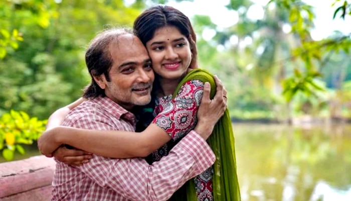 মুক্তি পিছিয়ে ফাদার্স ডে-তে আসছে ‘আয় খুকু আয়’, প্রসেনজিতের প্রস্থেটিকে ফাইনাল টাচ পরিচালকের