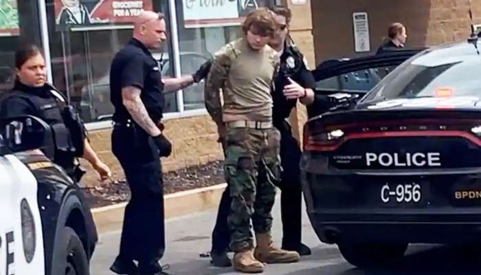 US Shooting:নিউ ইয়র্কের সুপার মার্কেটে বন্দুকবাজের নির্বিচার গুলি, নিহত কমপক্ষে ১০