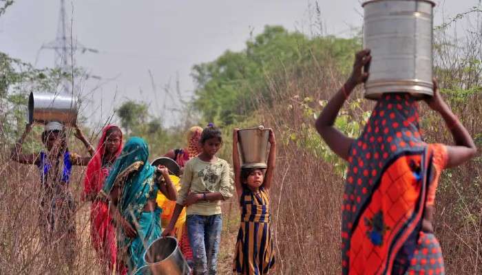 India records 49 degree Celsius: পঞ্চাশ ছুঁইছুঁই তাপমাত্রা, গরম-তাপপ্রবাহে রেকর্ড ভারতে 