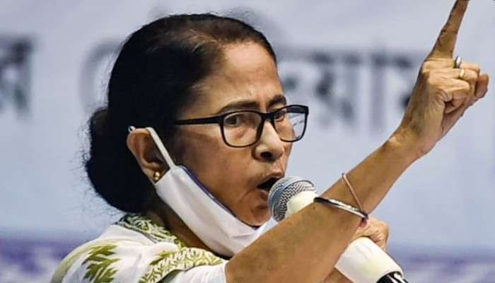 Mamata Banerjee: জেলা পরিষদে টেন্ডার &#039;দুর্নীতি&#039;, মুখ্যমন্ত্রীর সামনেই তরজা ৩ কর্মাধ্যক্ষের
