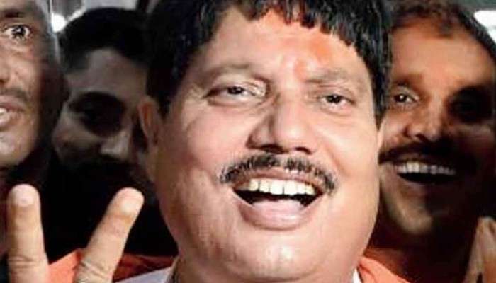 Arjun Singh:  পাটের দামে উর্ধ্বসীমা প্রত্যাহার কেন্দ্রের; 'কৃষক, শ্রমিকদের জয়', টুইট অর্জুনের
