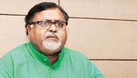 হাইকোর্টে বড় ধাক্কা পার্থর, ডিভিশন বেঞ্চেও রক্ষাকবচ পেলেন না মন্ত্রী