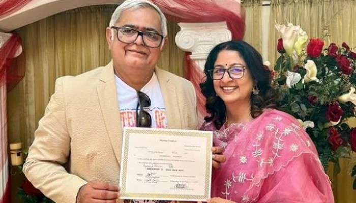 Hansal Mehta Wedding: দুই সন্তান, ১৭ বছর সংসারের পর লিভ-ইন পার্টনারকে বিয়ে করলেন পরিচালক হনসল মেহতা Hansal Mehta Wedding: দুই সন্তান, ১৭ বছর সংসারের পর লিভ-ইন পার্টনারকে বিয়ে করলেন পরিচালক হনসল মেহতা