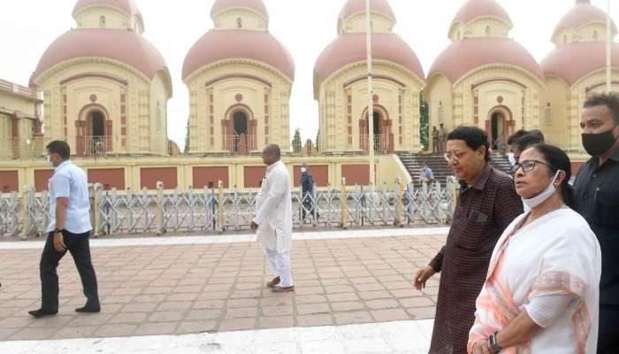 Mamata Banerjee: দক্ষিণেশ্বরে লাইট অ্যান্ড সাউন্ডের উদ্বোধন; &#039;ধর্ম নিয়ে রাজনীতি নয়&#039;, বার্তা মুখ্যমন্ত্রীর