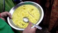 আইসিডিএস সেন্টারের খিচুড়িতে সাপ! ভয়ঙ্কর কাণ্ডে হুঁশ উড়ল প্রসূতিদের