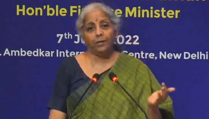 Nirmala Sitharaman: খরচ কমাতে হবে, সরকারি কর্মীদের বিমান যাত্রার ক্ষেত্রে কড়া নির্দেশিকা কেন্দ্রের 