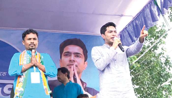 Tripura Bypolls: প্রার্থী যেই হোন মনে রাখবেন আপনারা মমতার হাতই শক্ত করছেন, ত্রিপুরার সভায় বললেন অভিষেক