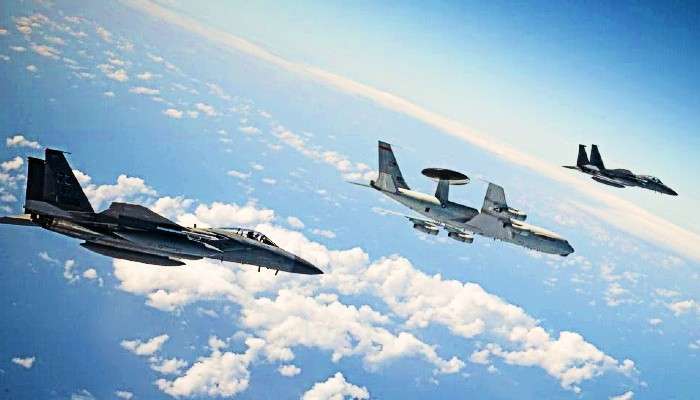 Warplanes: চিনকে শাসাতেই কি জঙ্গি বিমান পাঠাল তাইওয়ান?