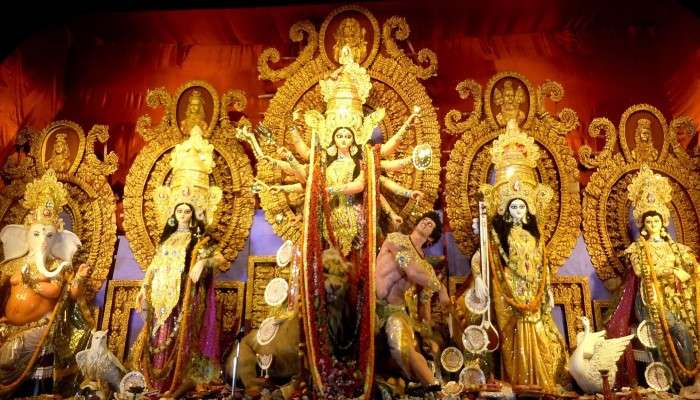 Durga Puja 2022: শহরের দুর্গাপুজোয় এবার বড় চমক 'রোরাসুর', জানুন তার পরিচয়