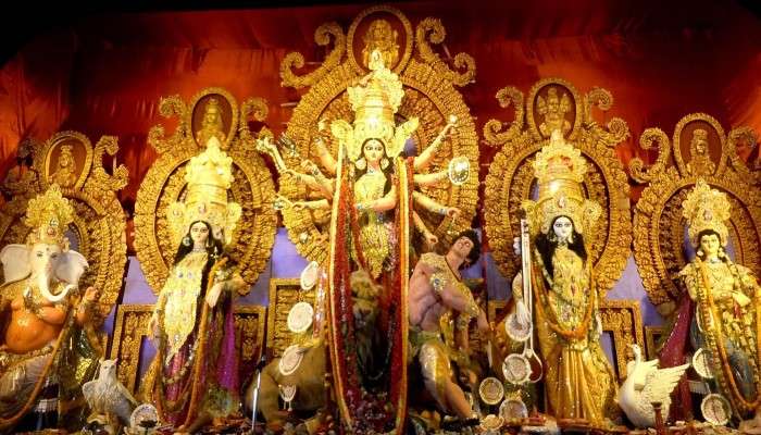 Durga Puja 2022: শহরের দুর্গাপুজোয় এবার বড় চমক &#039;রোরাসুর&#039;, জানুন তার পরিচয়
