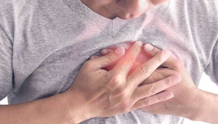 Angina Pectoris: বুকজ্বালা? অ্যাসিডিটি নাকি হার্টের সমস্যা, বুঝবেন যে ভাবে...