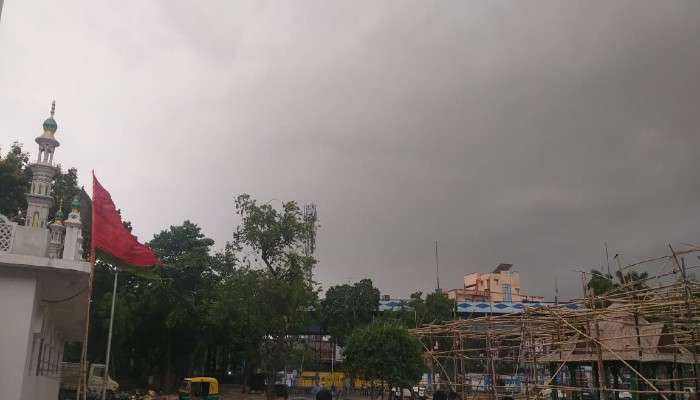 Weather Today: বৃহস্পতিবার বৃষ্টি কমবে উত্তরে, সপ্তাহান্তে ভিজবে কলকাতা