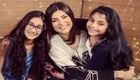 অবিবাহিত হয়ে সন্তান দত্তক! ব্যক্তিগত-অস্বস্তিকর প্রশ্নের মুখে সুস্মিতা
