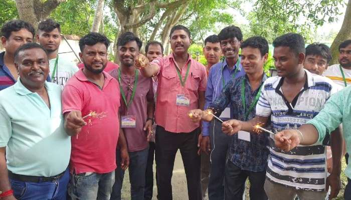 Fire Crackers: বাজিতে &#039;সবুজ বিপ্লব&#039;! বজবজে শুরু বিশেষ প্রশিক্ষণ শিবির