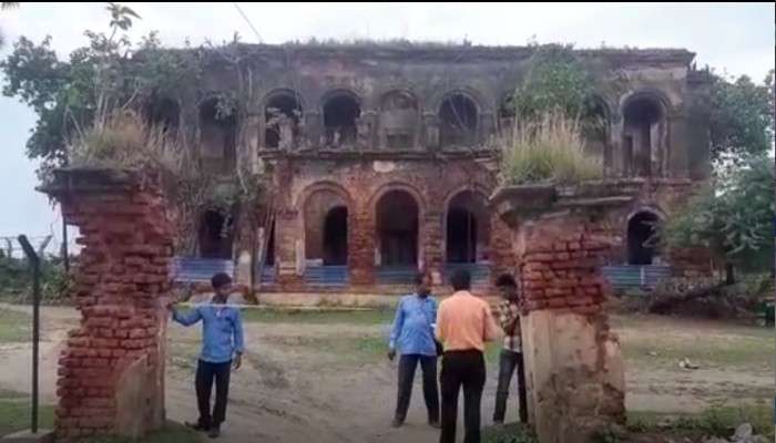 ভেঙে পড়ছে লর্ড ক্যানিং-এর বাসভূমি, সংস্কারের দাবি স্থানীয়দের