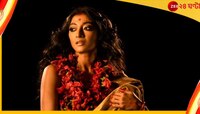গলায় জবার মালা, কপালে চন্দন, কালীপুজোয় অন্যরূপে পাওলি...