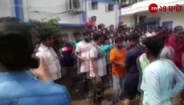 Protest blockade by BJP in Shahid Matangini Panchayat
