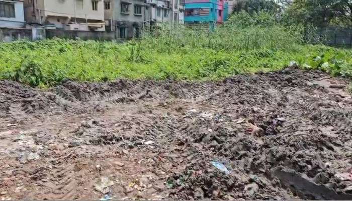 Kolkata: গার্ডেনরিচ বিপর্যয়ের পরেও ১৩১ নম্বর ওয়ার্ডে ফের পুকুর ভরাটের অভিযোগ!