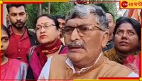 বার্ধক্য ভাতা পাওয়ার আশ্বাসে বিধায়কের চিবুক ছুঁয়ে আদর করলেন বৃদ্ধা