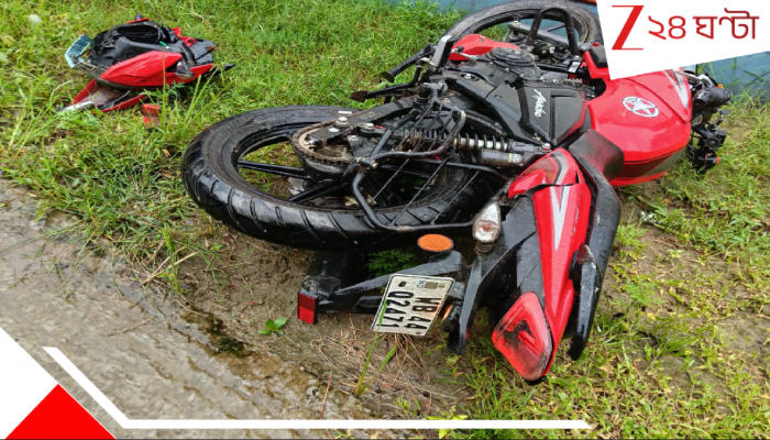 Deadly Bike Accident: ভয়ংকর গতিতে ছুটে এসে বাইক প্রথমে ইলেকট্রিক পোলে ধাক্কা মারে, পরে দেওয়ালে...রক্ত, ভাঙাচোরা গাড়ি...মৃত্যু...