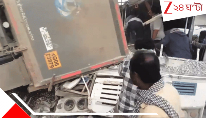 Telengana Accident: ট্রাকের সঙ্গে মুখোমুখি সংঘর্ষ! দুমড়ে-মুচড়ে যেন ‘খেলনা’ বাস! ভয়াবহ দুর্ঘটনায় লাশ ১৯ যাত্রী…