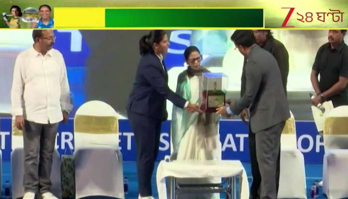 Richa Ghosh First Bengali World Cup Winner Richa Ghosh Felicitated by Chief Minister and CAB