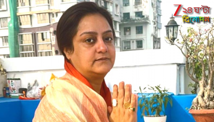 Sudipa Chatterjee: চলন্ত ক্যাবে চালকের সঙ্গে কথা কাটাকাটি থেকে হাতাহাতি! থানায় অভিযোগ দায়ের সুদীপার…