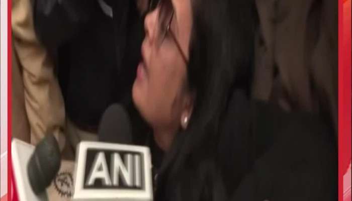 Police Drag and Force MP into Van