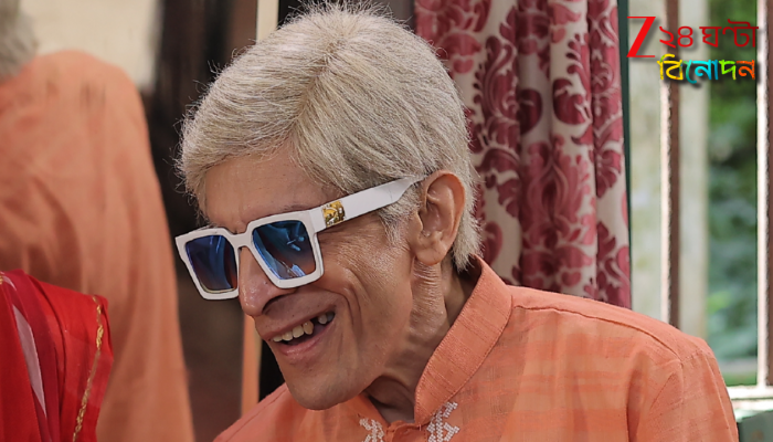 Phonibabu Viral: রাতারাতি নেটদুনিয়ার সেনসেশন আশি বছরের বৃদ্ধ! চেনেন এই ‘ফণীবাবু Viral’কে? Phonibabu Viral: রাতারাতি নেটদুনিয়ার সেনসেশন আশি বছরের বৃদ্ধ! চেনেন এই ‘ফণীবাবু Viral’কে?